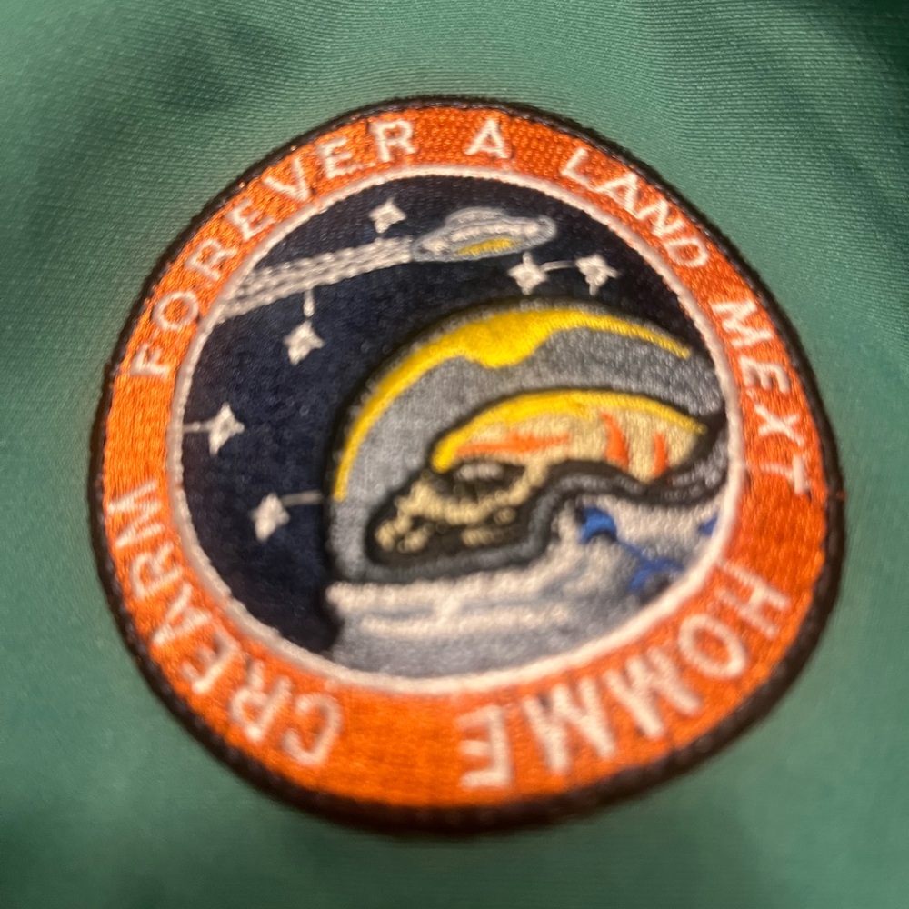 Jacket - Picture 2 of 9